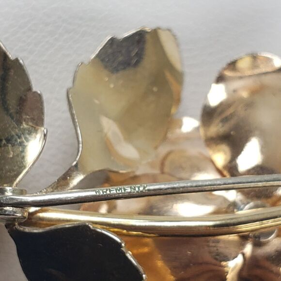 Vtg 1940's Krementz Signed Two Tone Gold Filled Rose Roses Brooch Pin 2.25" long - Picture 12 of 15